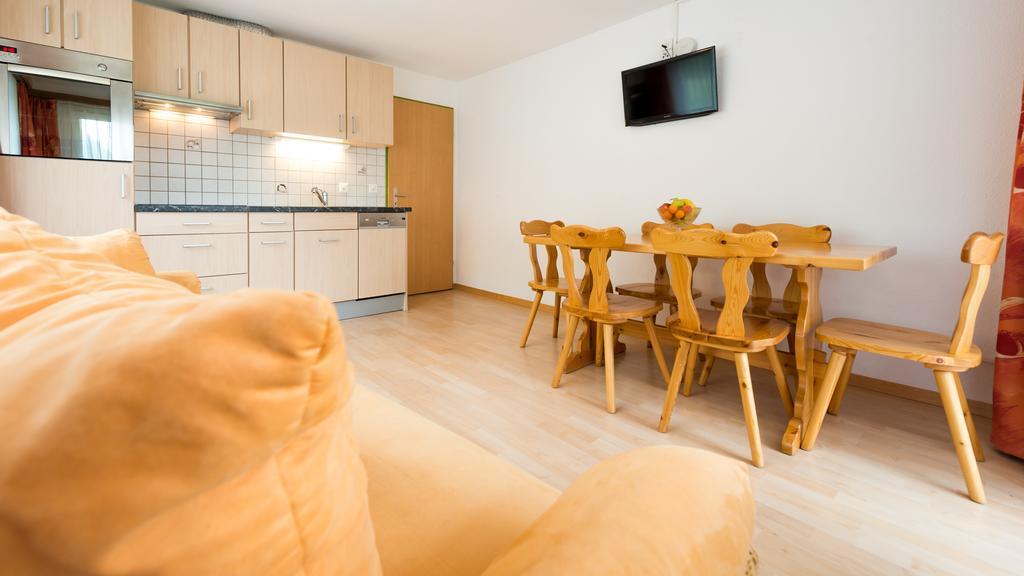 Apartments Atlas Saas-Grund Cameră foto